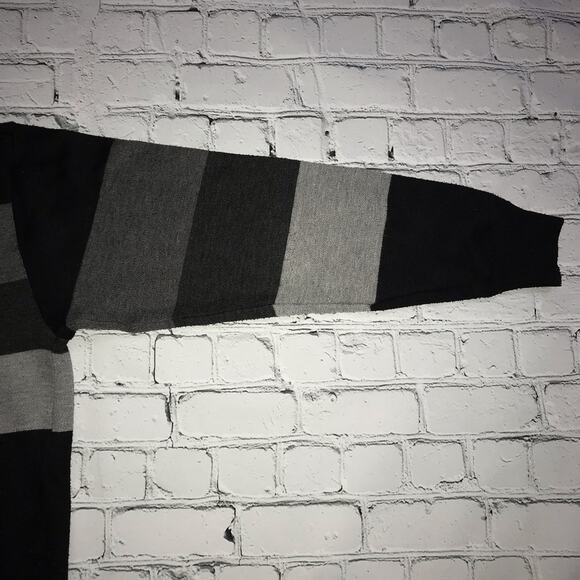 Black & Gray Casual Sweater - Picture 6 of 10